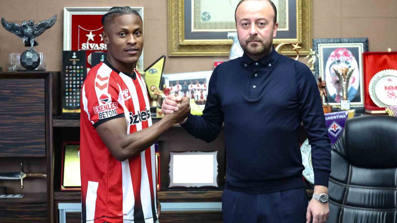 Jonathan Okoronkwo resmen Sivasspor’da
