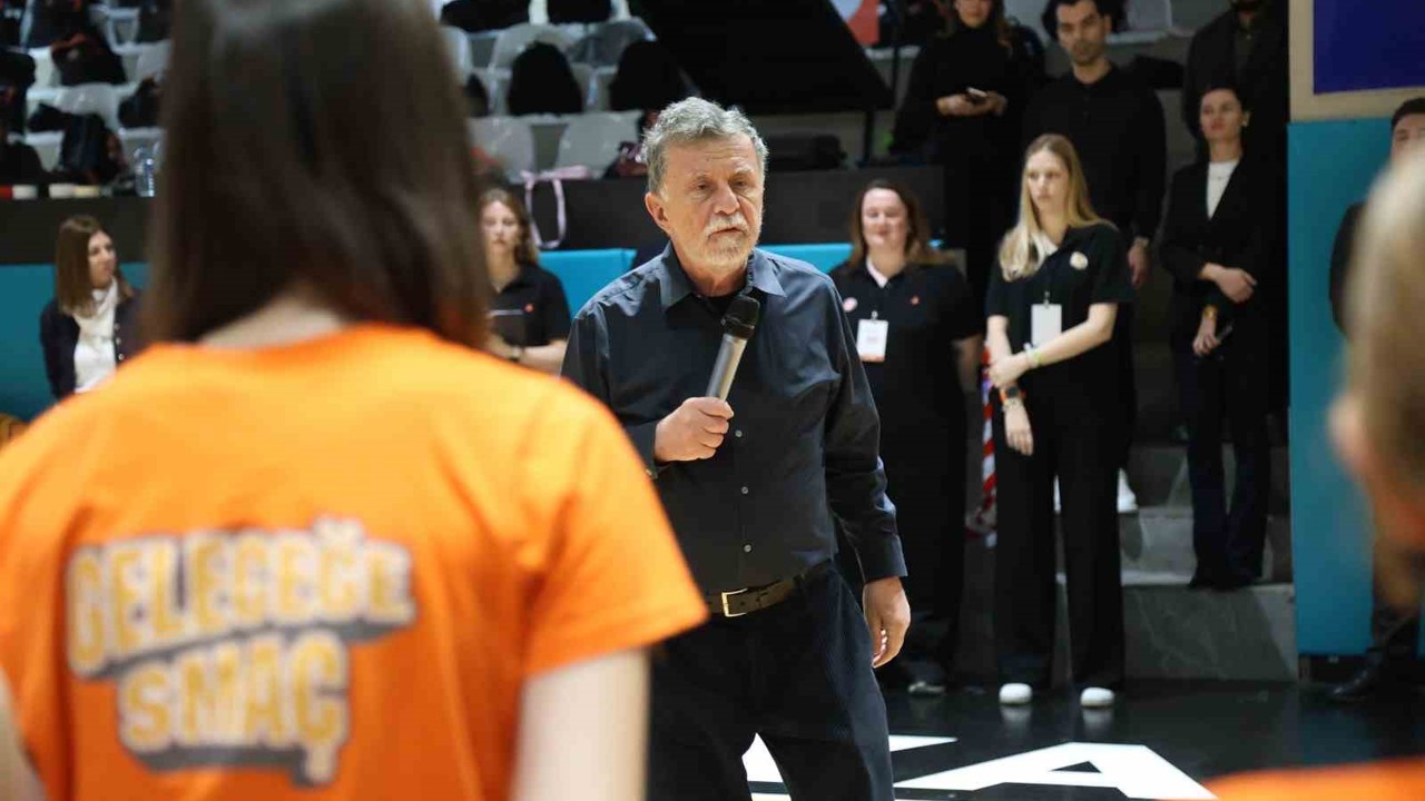 Voleybolun geleceği Antalya’da konuşuldu
