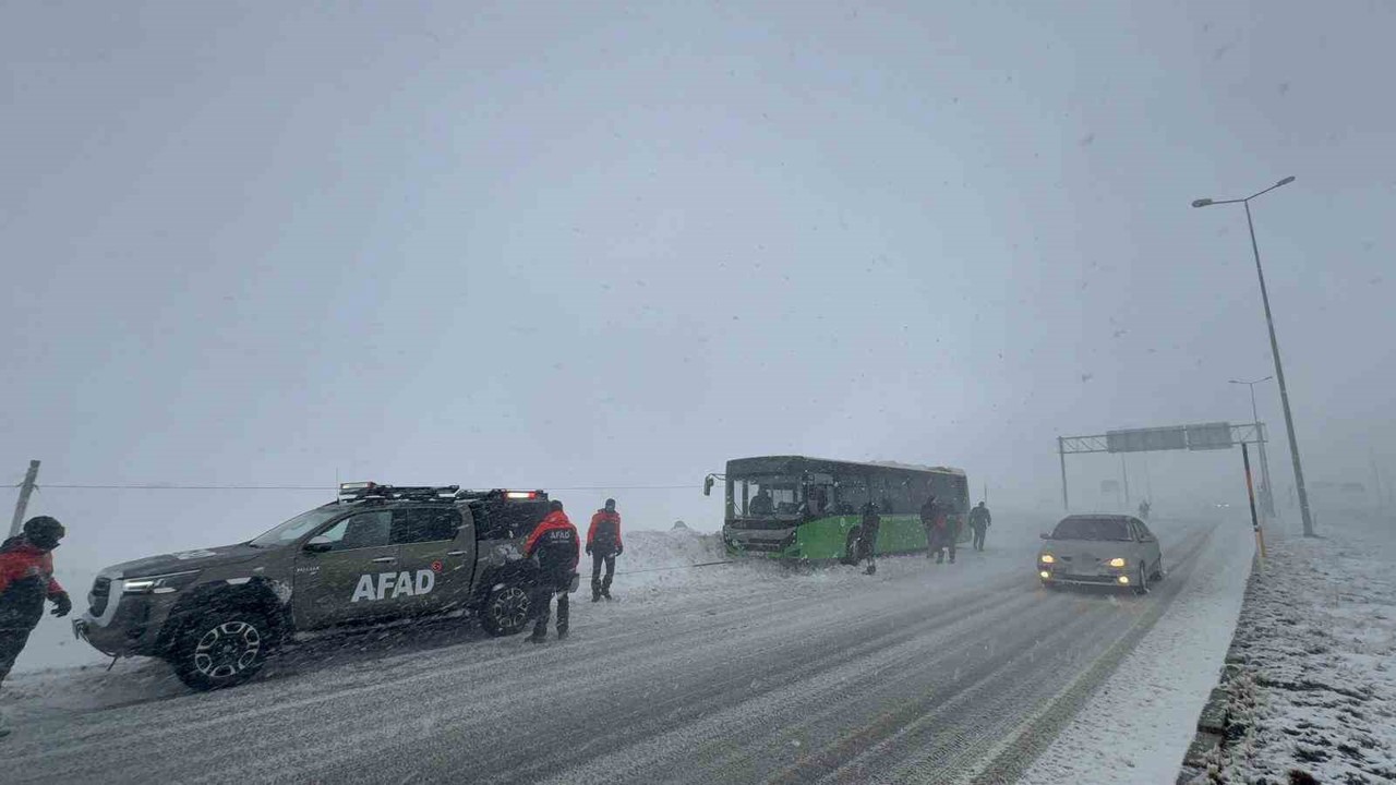 Ani tipi kazaya neden oldu, yardıma ekipler koştu
