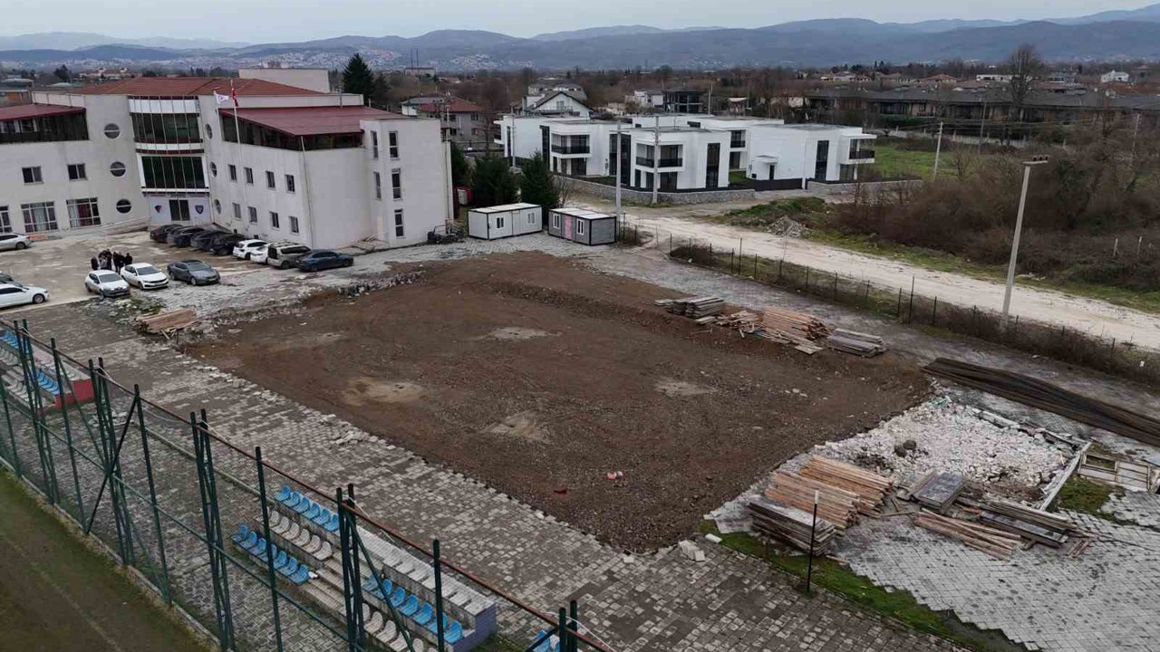 Düzce Belediyesi’nin spor yatırımları hız kesmiyor
