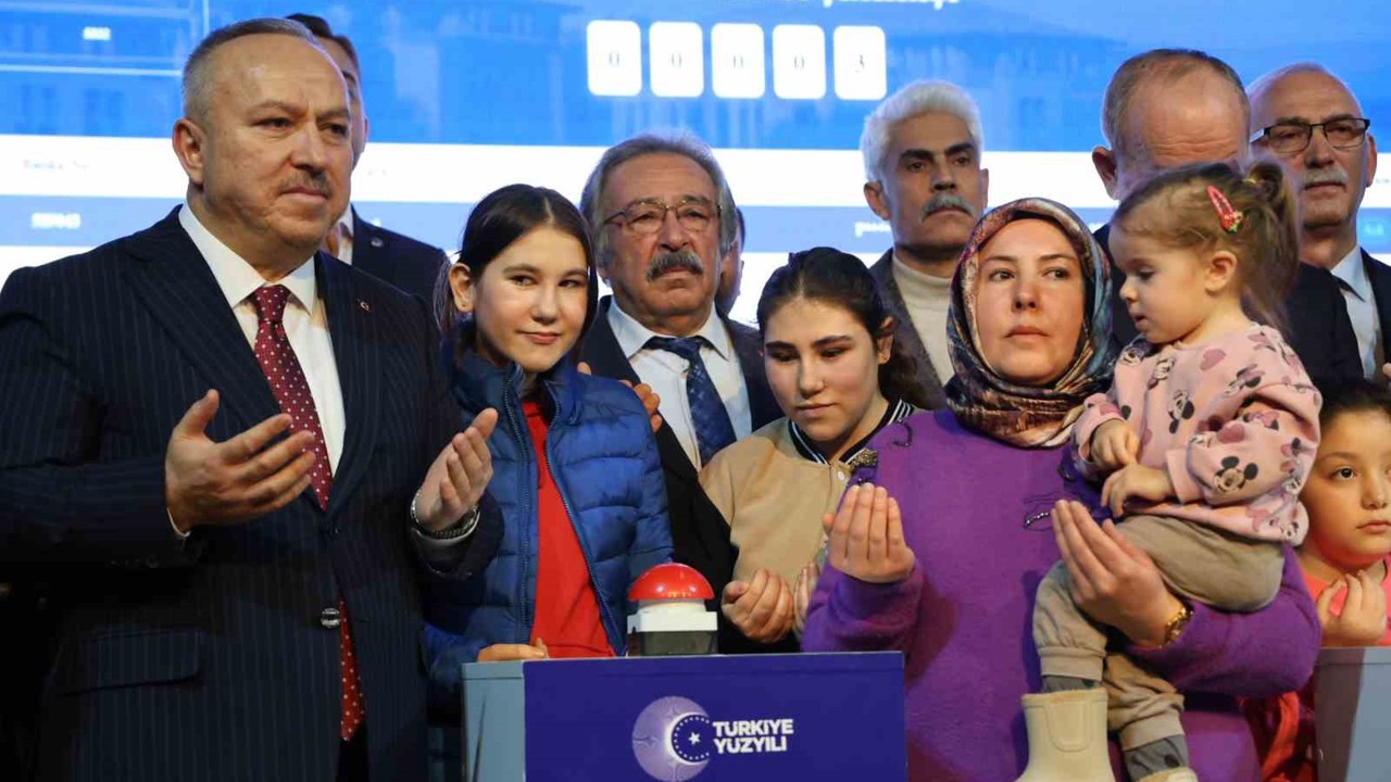 Nevşehir’de 2 bin 368 konutun kura çekilişi yapıldı
