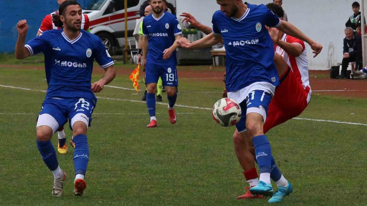TFF 3. Lig: Pazarspor: 0 - Sebat Gençlikspor: 0
