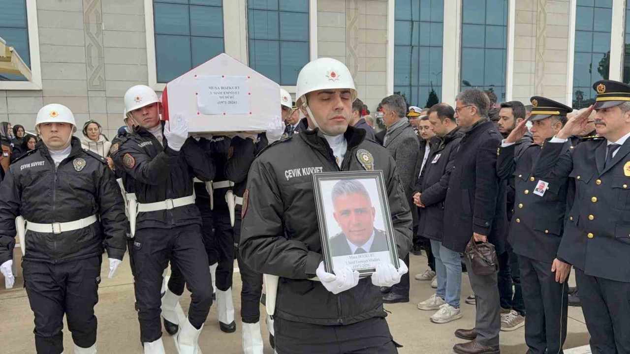 Emniyet Müdürü Musa Bozkurt, son yolculuğuna uğurlandı
