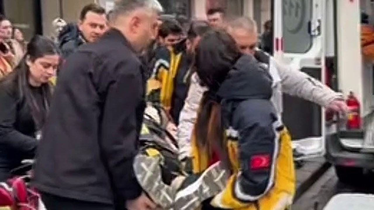 Mağazanın merdivenlerinden düşen kadın hastanelik oldu
