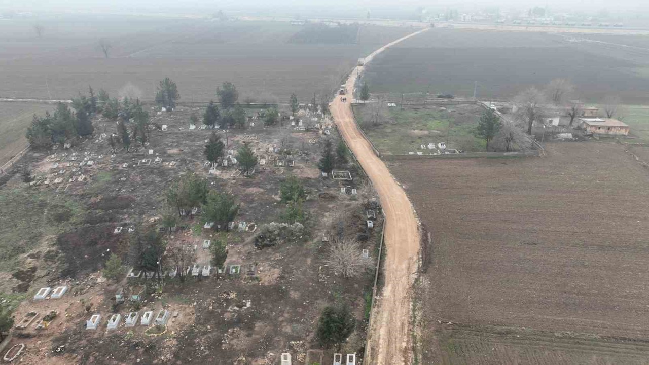 Suruç’ta mezarlık yolunda çalışmalar başladı
