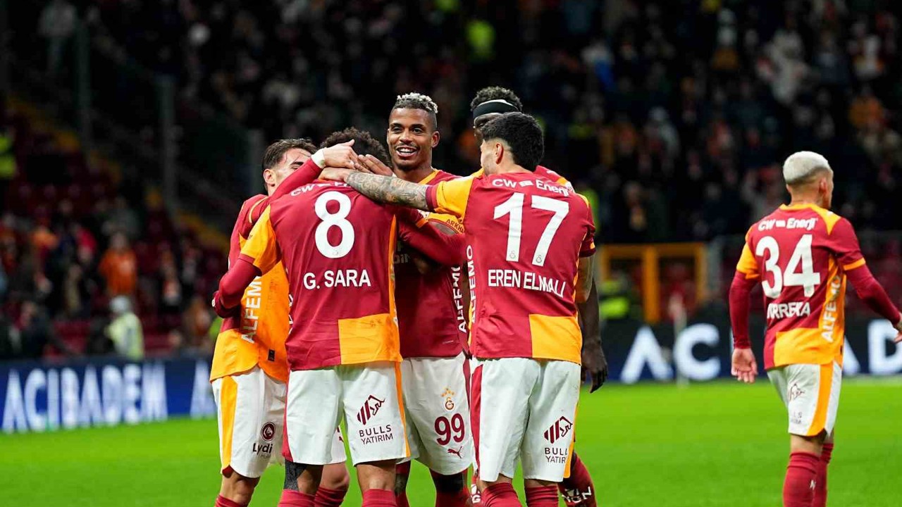 Galatasaray, ligde evinde 29 maçtır yenilmiyor
