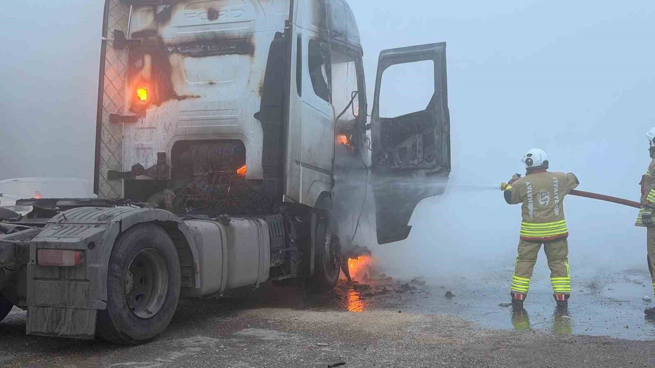 Alevlere teslim olan tır kullanılamaz hale geldi
