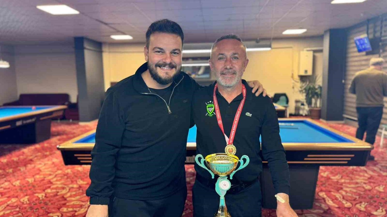 Bilardoda şampiyon Muzaffer Kahraman
