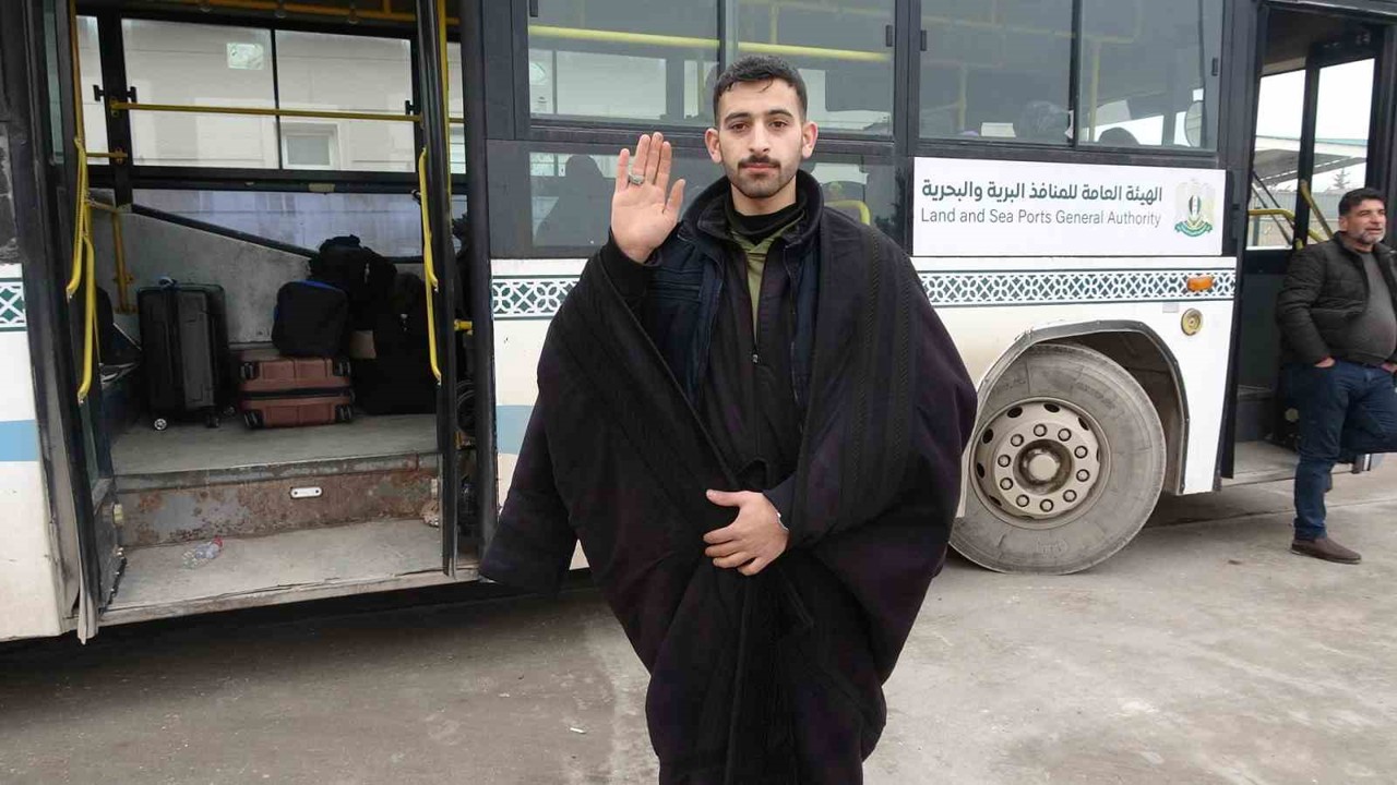 Suriyelilerin gönüllü geri dönüşü sürüyor
