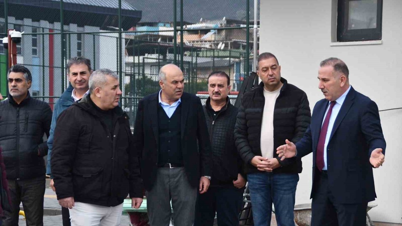 Söke Şehir Stadı’nın Altay maçına yetiştirilmesi için çalışmalar hızlanıyor
