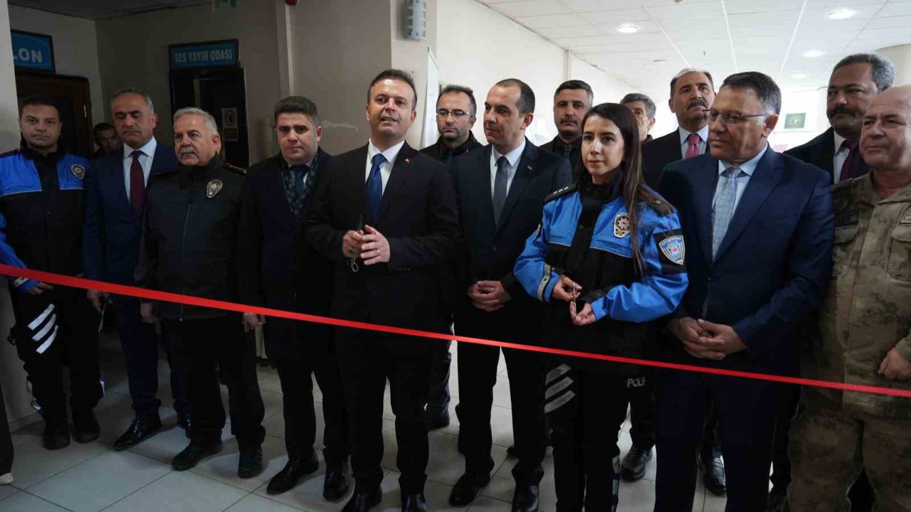 15. Uluslararası Tarım ve İnsan Fotoğraf Sergisi Iğdır’da ziyarete açıldı
