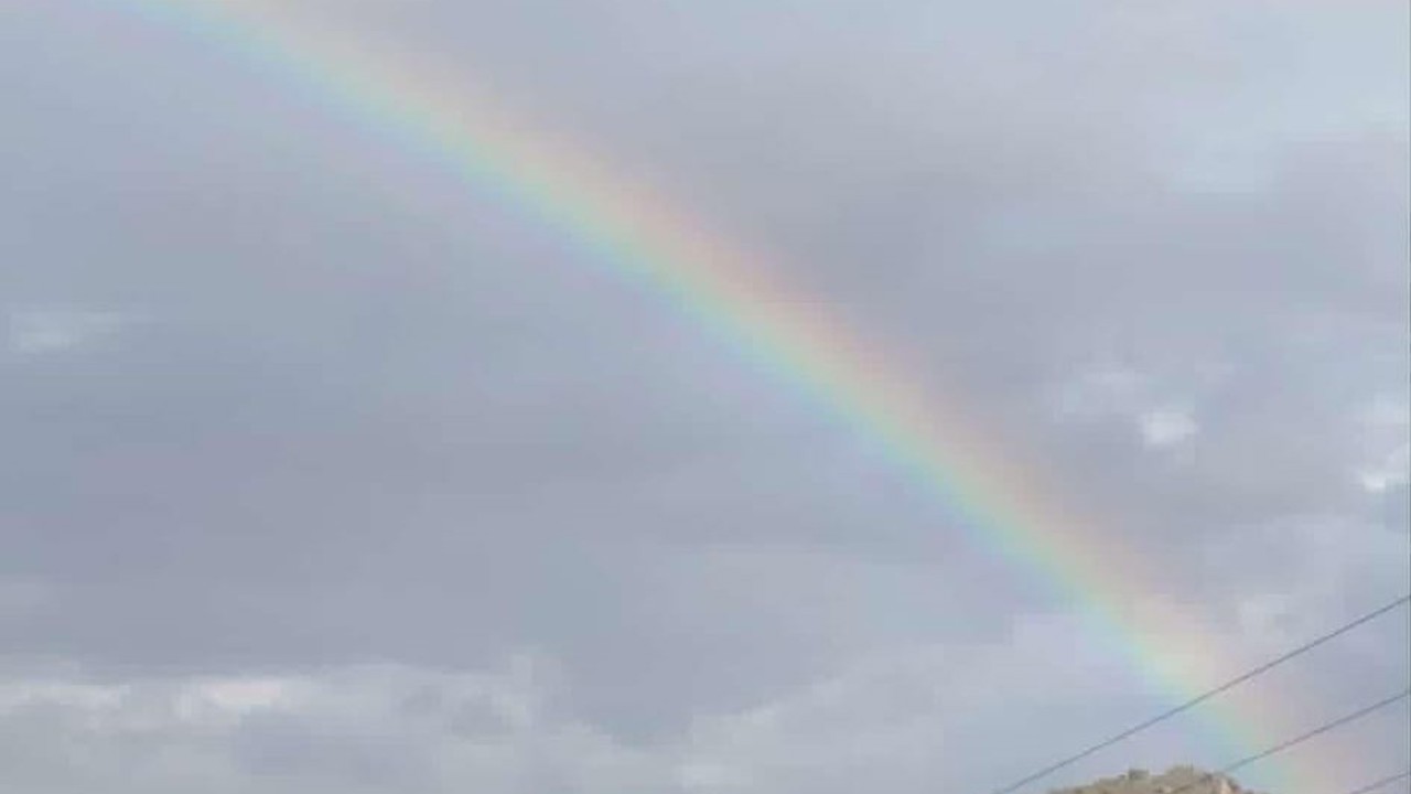 Gökkuşağı görsel güzellik oluşturdu
