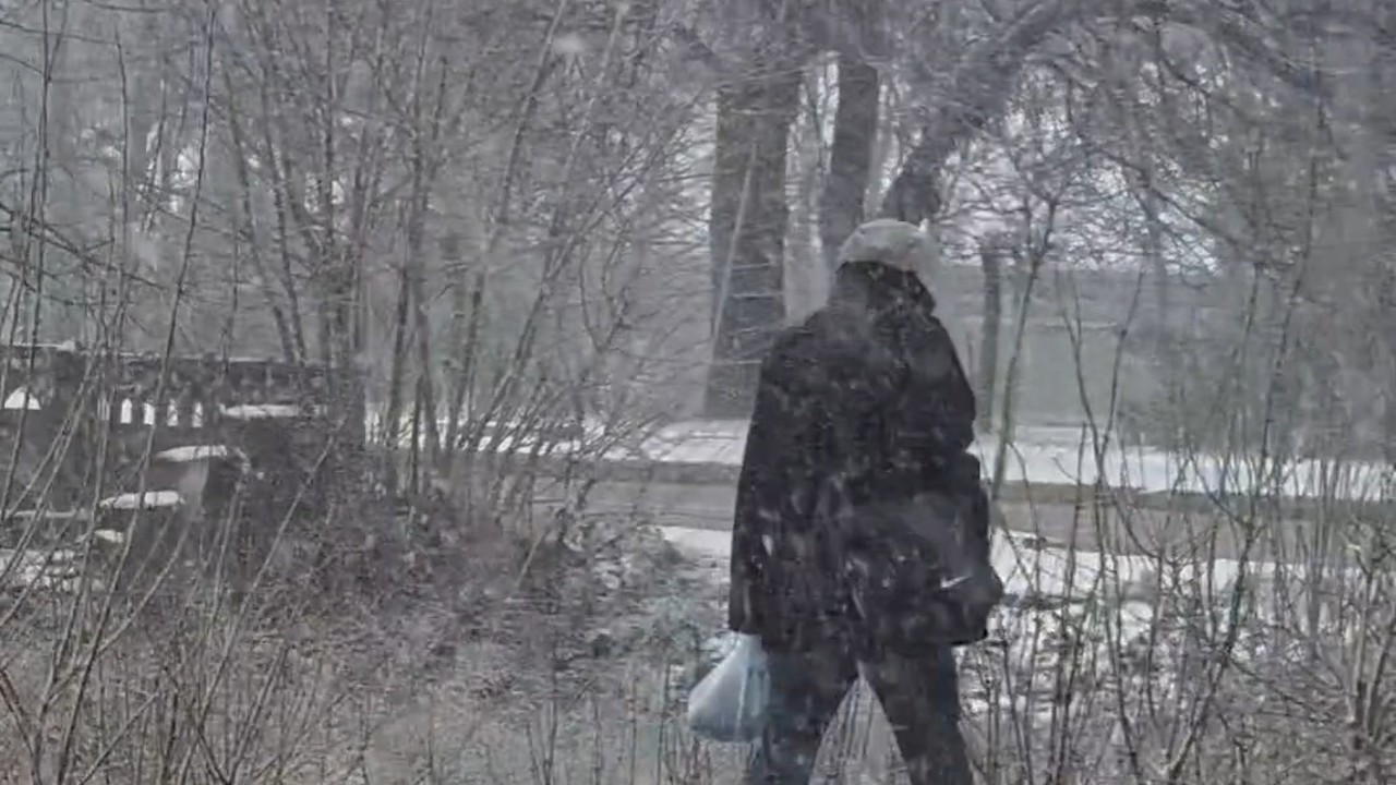 Pınarhisar’da gece fırtınası ilçeyi beyaza bürüdü
