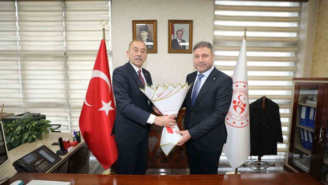 Van Gençlik ve Spor İl Müdürlüğünde devir teslim töreni
