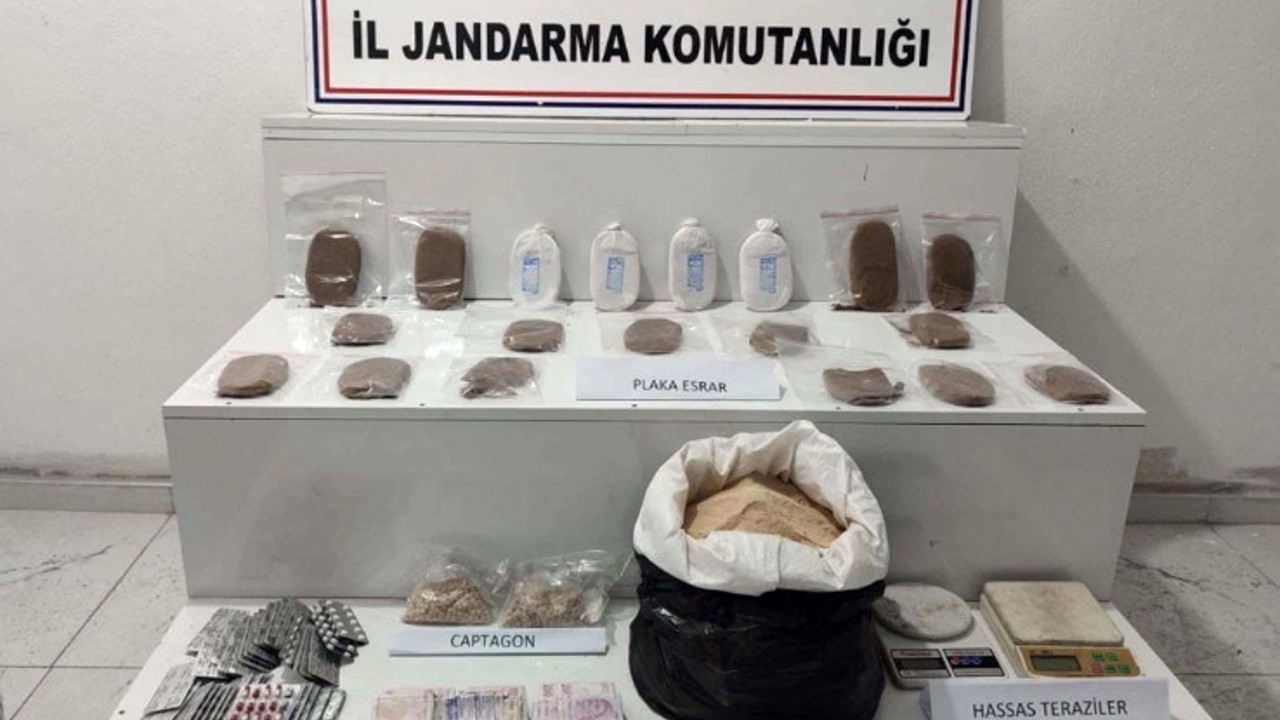 Gaziantep’te 22 kilo reçine esrar ele geçirildi: 2 şahıs tutuklandı
