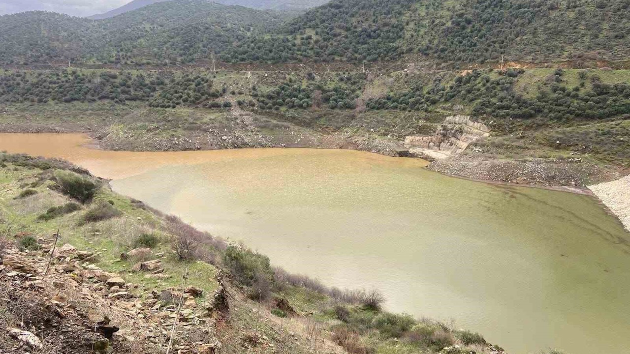 Bayındır’da yağmur bereketi: Zeytinova Barajı’nda su seviyesi arttı
