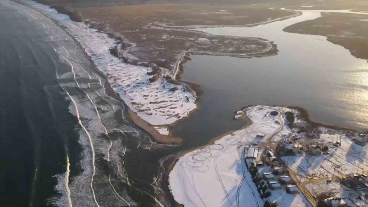 İğneada’da kar sonrası oluşan eşsiz manzaralar havadan görüntülendi
