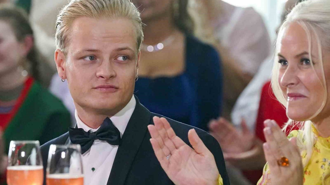 Norveç’te Veliaht Prenses Mette-Marit’in oğluna saldırı, tehdit ve uzaklaştırma kararını ihlal şüphesiyle gözaltı
