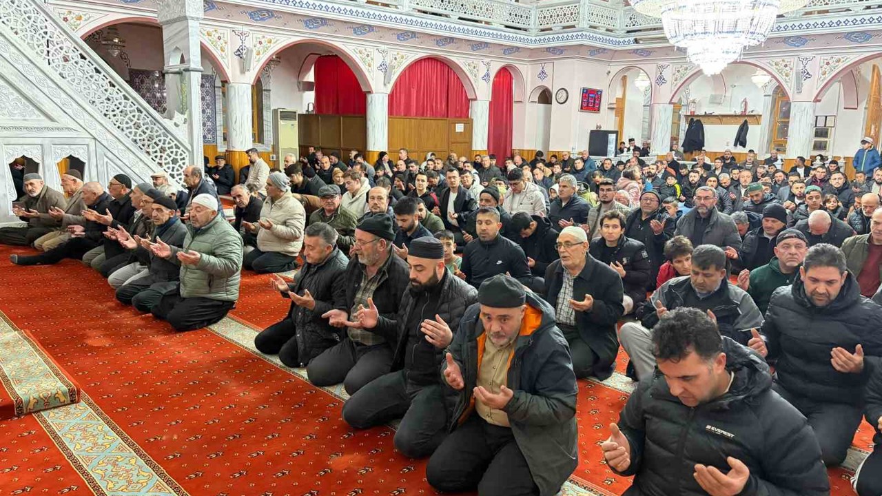 Kulu’da Berat Kandili idrak edildi
