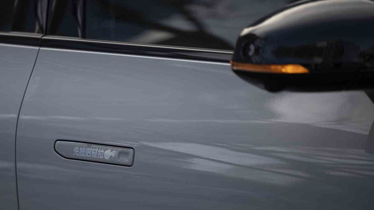 Çin’den bir ilk: Elektrikli araçların gizli kapı kolları yasaklanıyor
