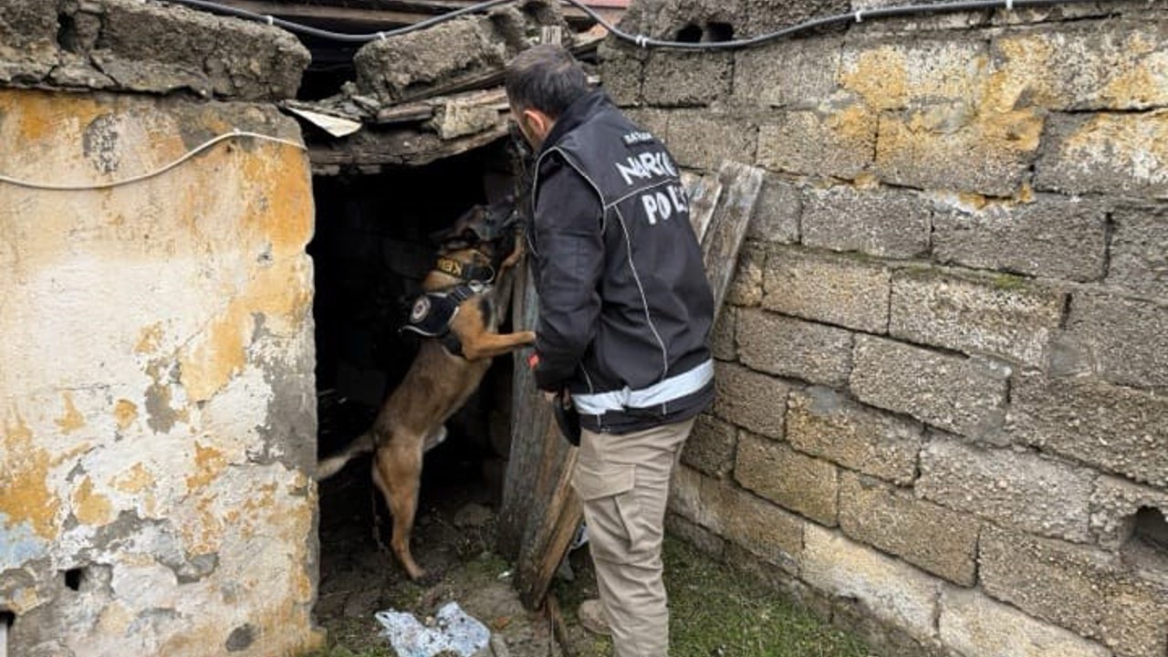 Batman’da okul çevrelerinde narkotik denetim
