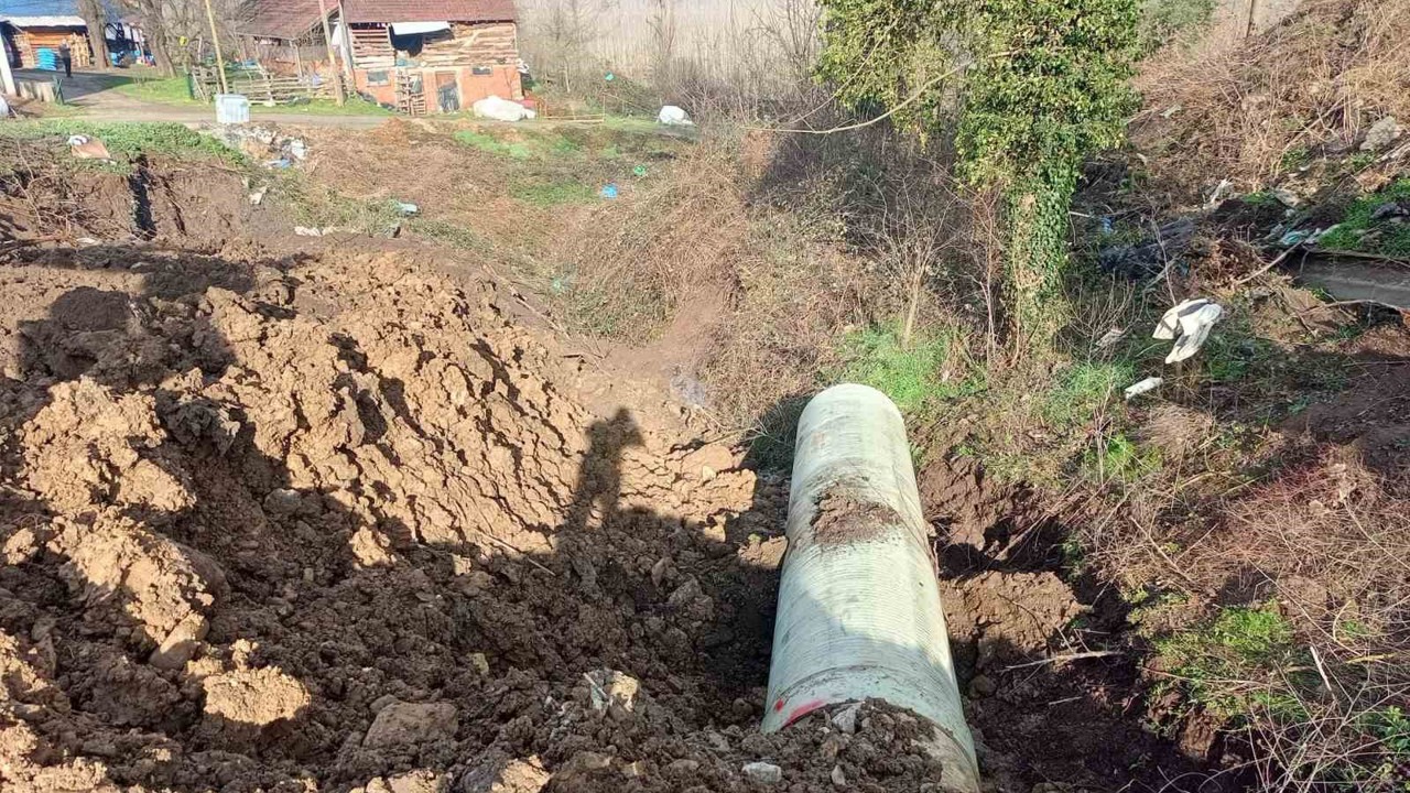 Köylerde alt yapı çalışmaları sürüyor
