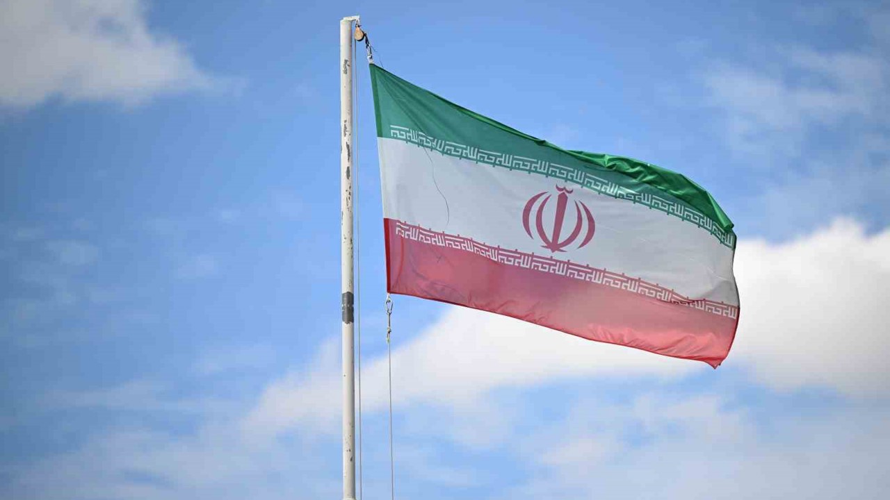 İran, AB ülkelerinin büyükelçilerini Dışişleri Bakanlığına çağırdı
