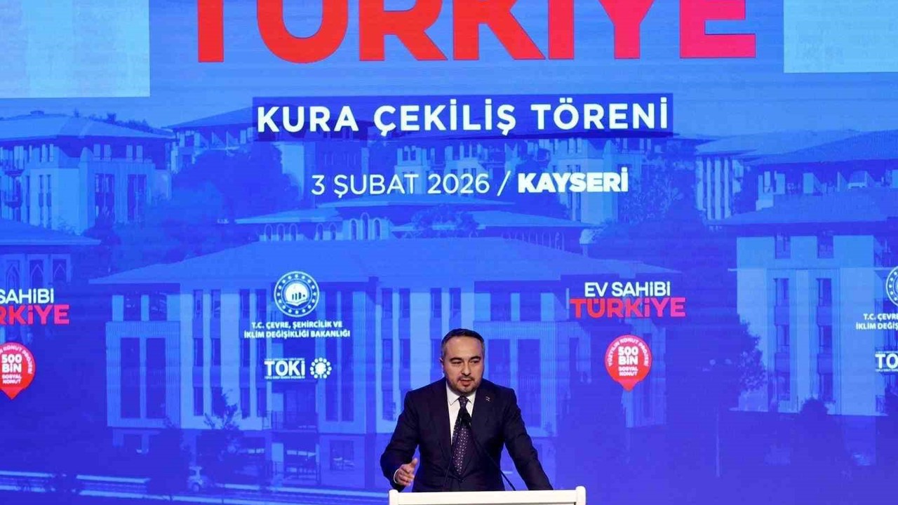 Bakan Yardımcısı Demiralp: "Ev Sahibi Türkiye sloganıyla Kayseri’de 7 bin 562 konutumuzun kura çekimini gerçekleştiriyoruz"
