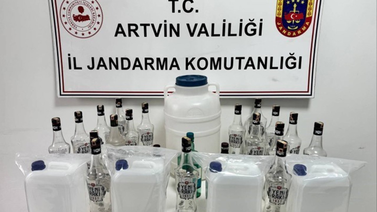Artvin’de kaçakçılıkla mücadelede 11 şüpheli yakalandı
