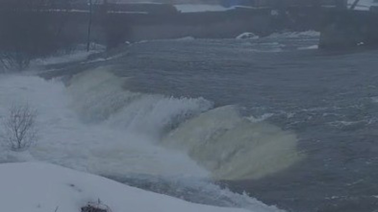 Elazığ’da sağanak yağış sonrası dereler coştu
