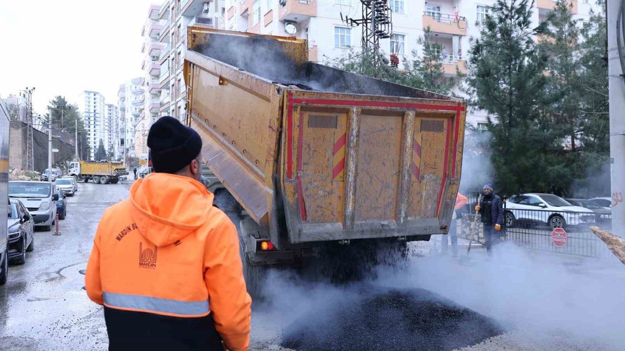 Mardin Büyükşehir Belediyesinden asfalt seferberliği
