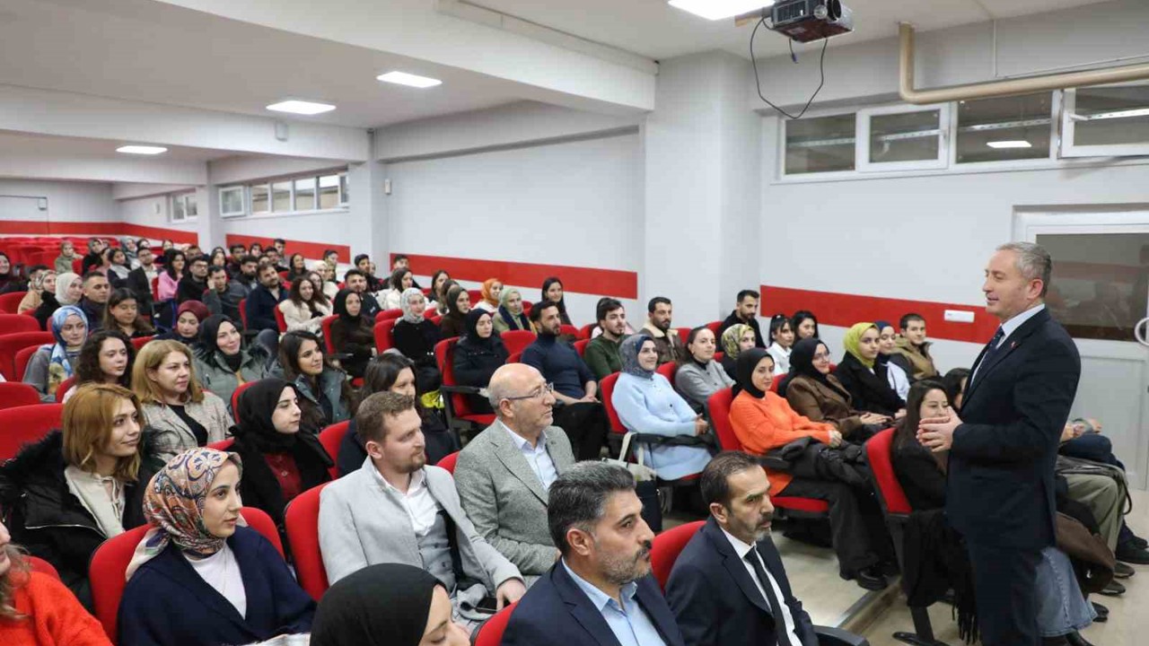 Ağrı Milli Eğitim Müdürü Kökrek: "Kapımız öğretmenlerimize her zaman açık"
