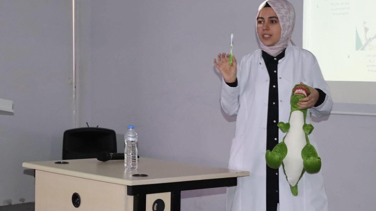 ‘Sağlıklı Yaşa, Sağlıkla Gülümse’ projesine yoğun ilgi
