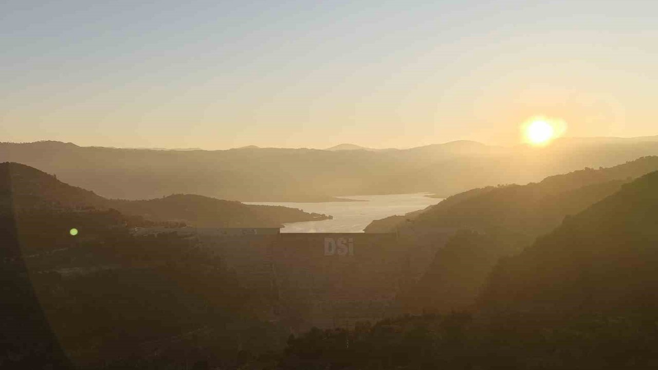 Sağanak yağışlar Adnan Menderes Barajı’na can verdi
