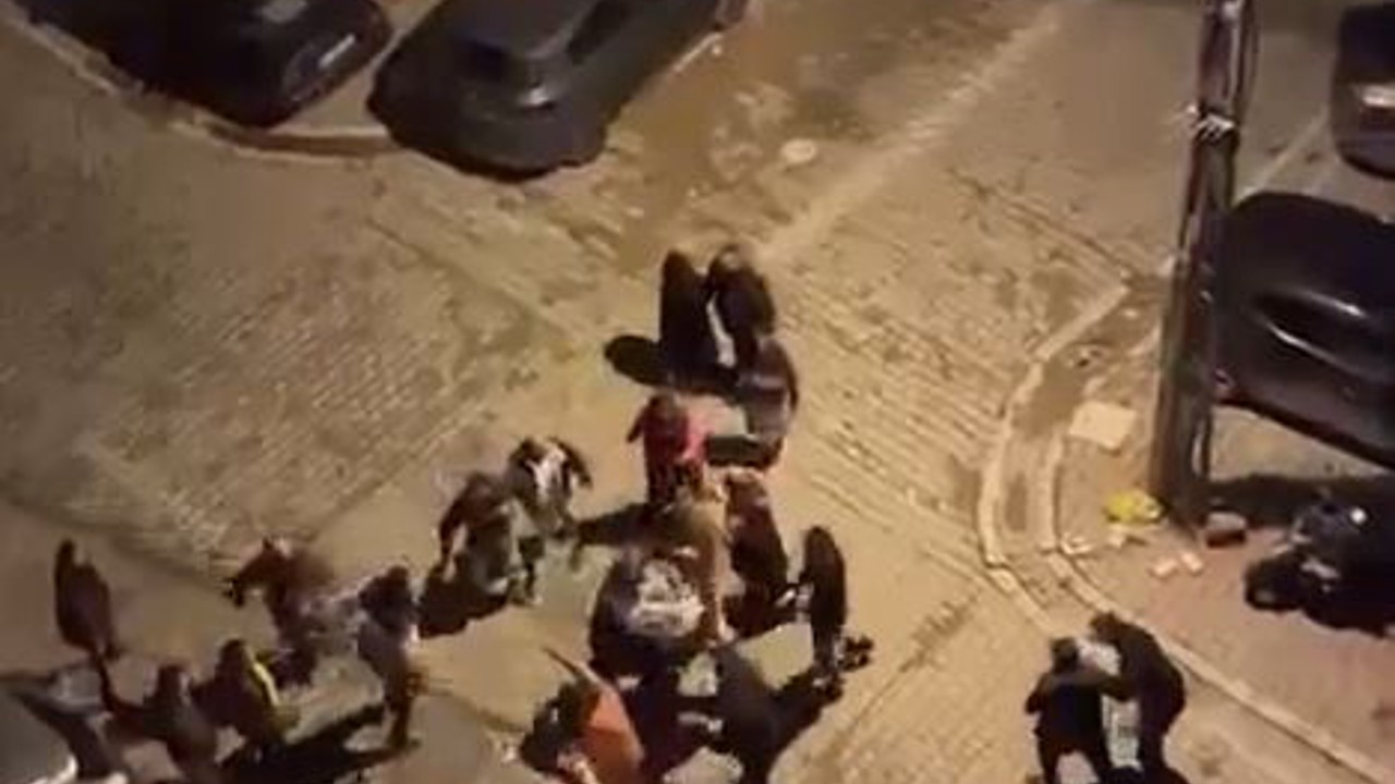 Esenyurt’ta gürültü nedeniyle ortalık karıştı: Ev basıp hamile kadını dövdüler
