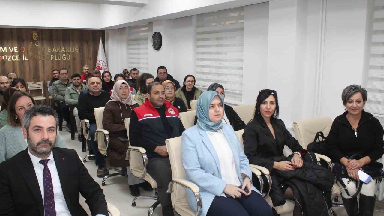 Teknik personele tıbbi ve aromatik bitkiler eğitimi
