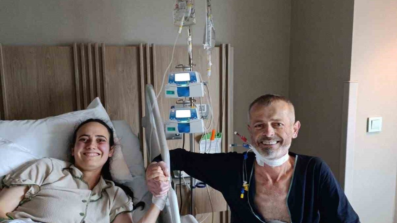 Kızının karaciğeri ile hayata tutundu
