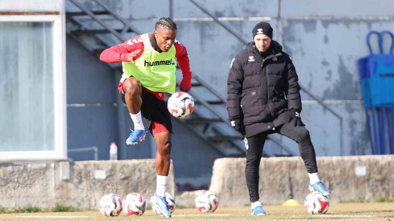 Sivasspor’da Sarıyer hazırlıkları sürüyor
