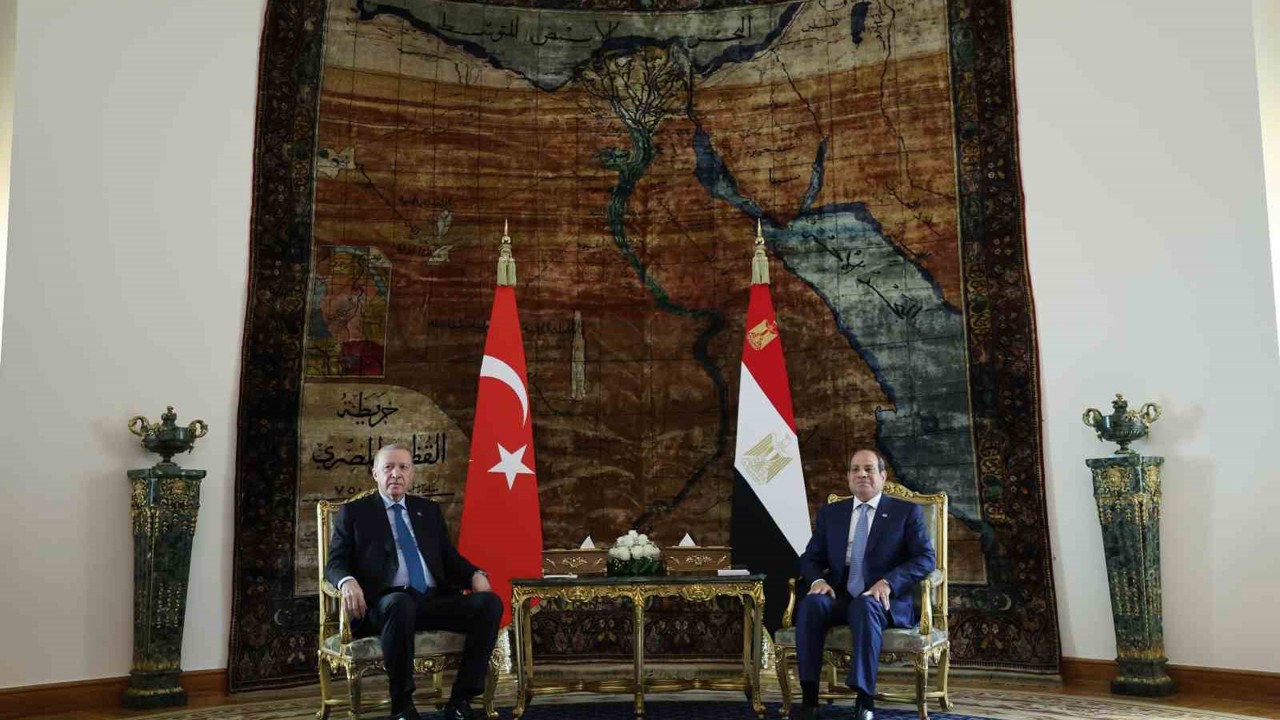 Erdoğan, Sisi ile görüştü
