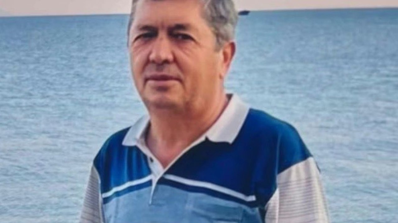 Emekli polis çatıdan düşerek hayatını kaybetti
