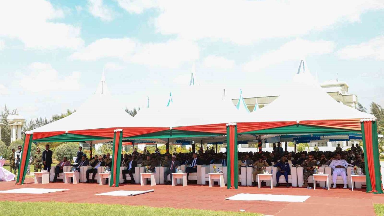 Somali Savunma Bakanı: "Türkiye, Somali ordusuna destek için F-16 savaş uçakları konuşlandırdı"
