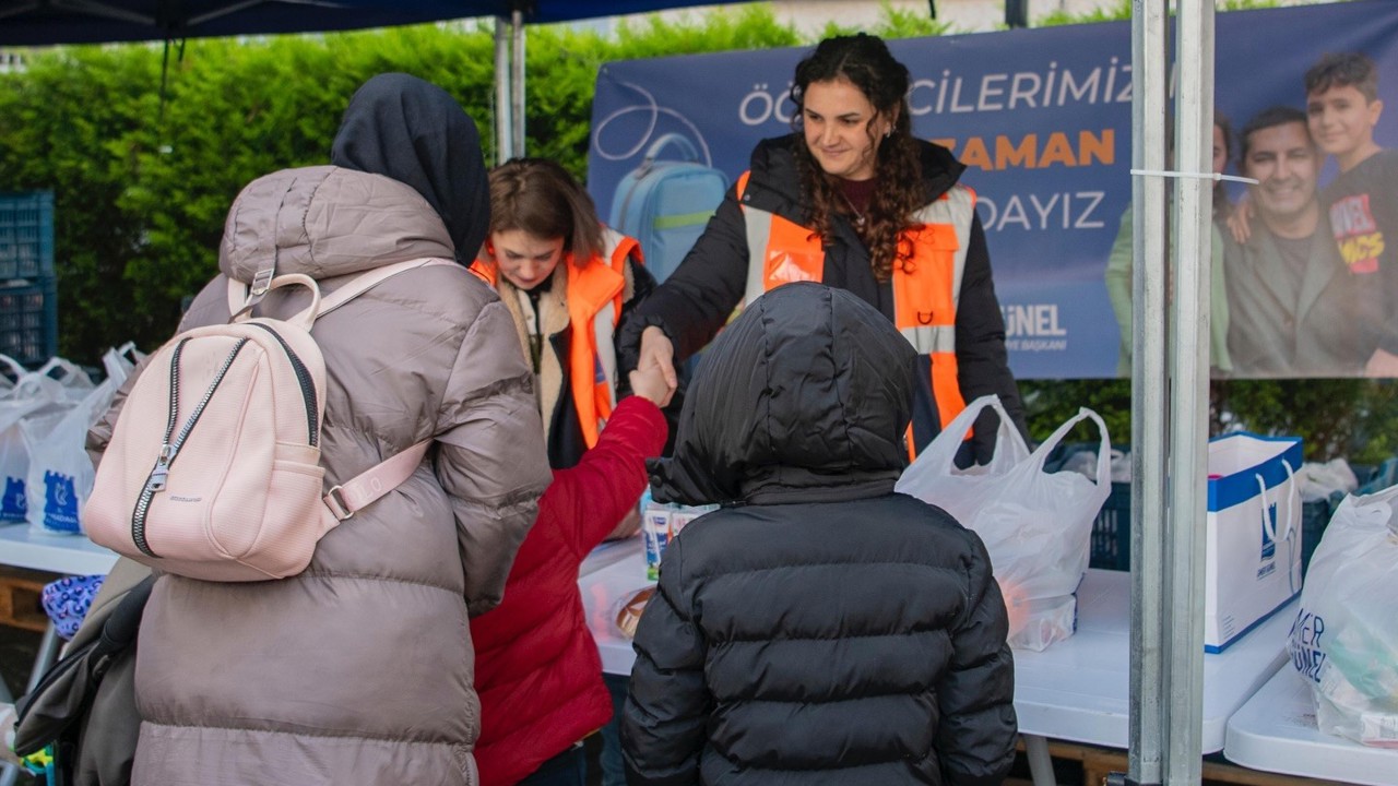 Öğrencilere ikinci dönemin ilk beslenme çantaları ulaştırıldı
