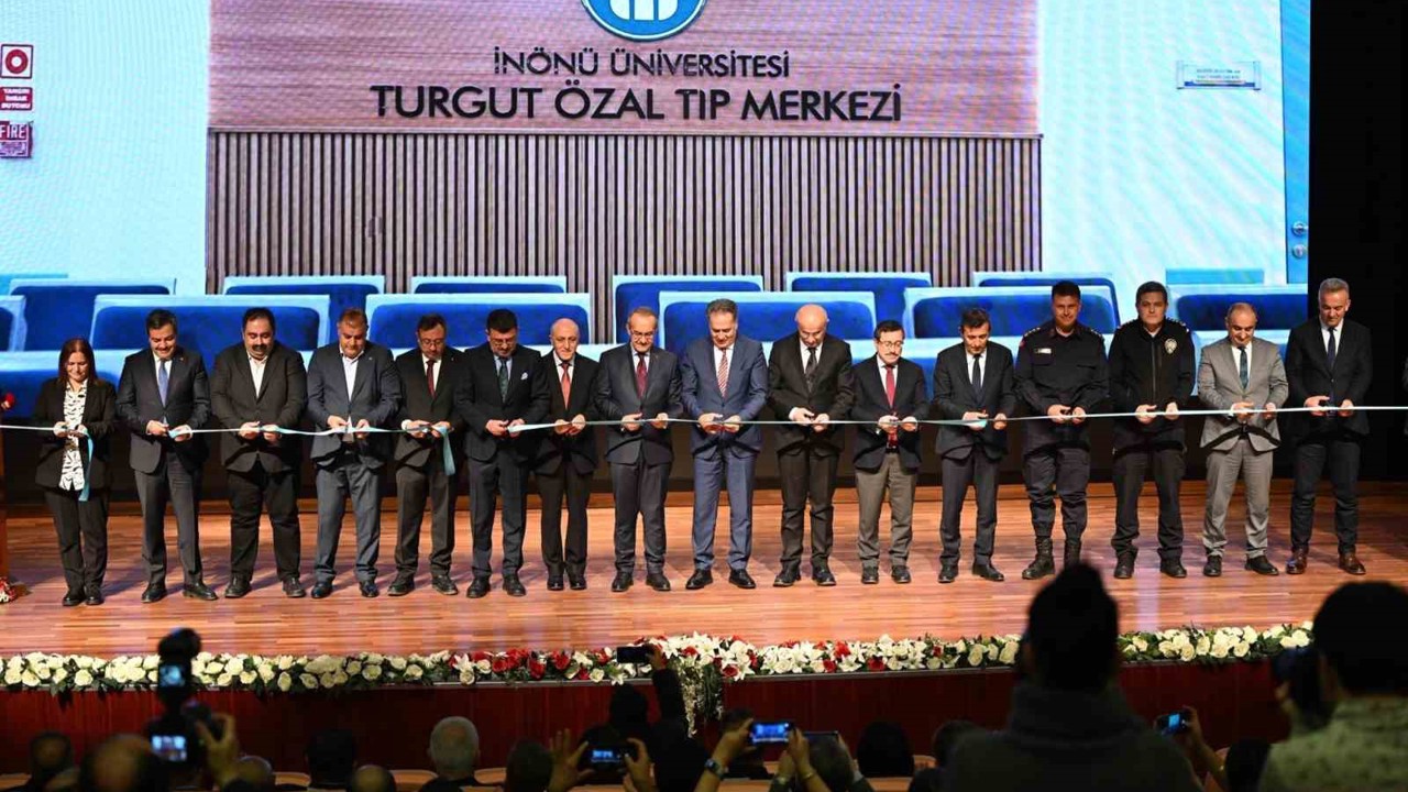 Turgut Özal Tıp Merkezi’nin yenilenen Acil Servisi hizmete açıldı
