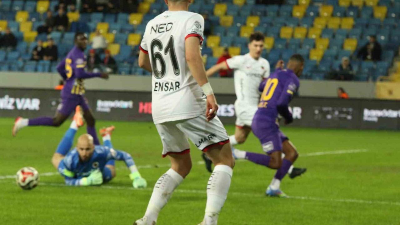 Ziraat Türkiye Kupası: Gençlerbirliği: 2 - Eyüpspor: 2

