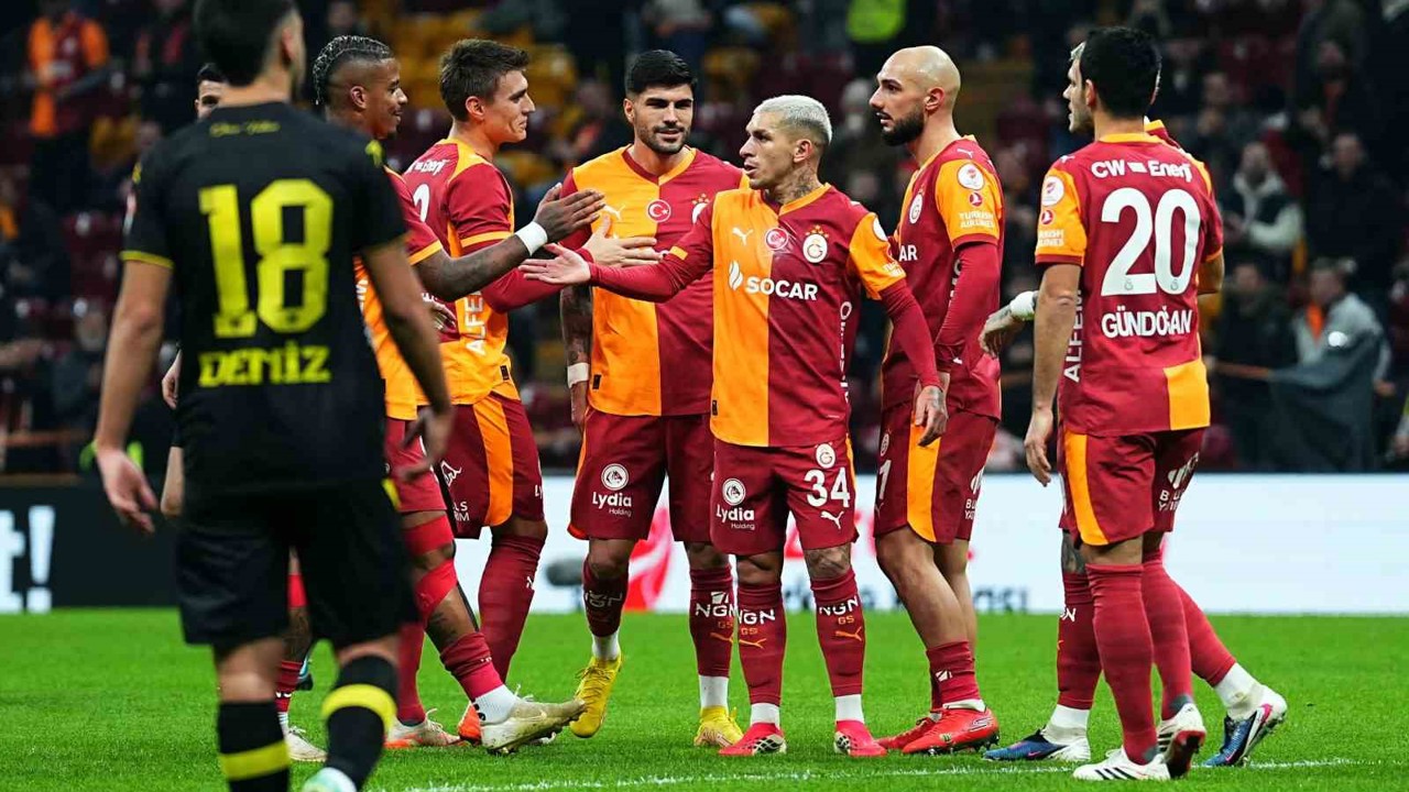 Lucas Torreira bu sezonki 2. golünü kaydetti
