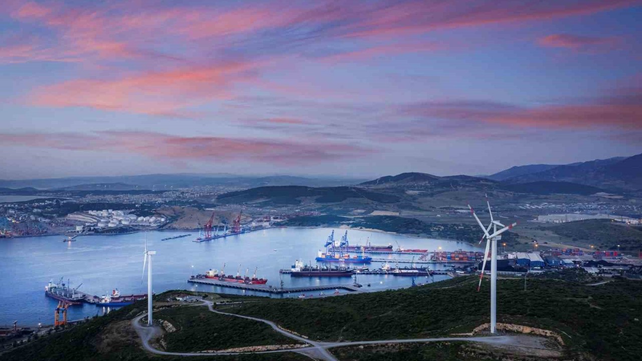 Aliağa Limanları, dış ticaretin yüzde 5,5’ini tek başına derçekleştirdi
