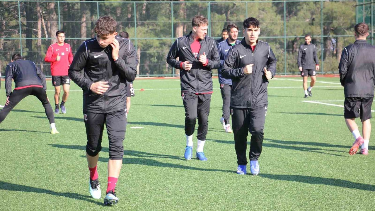 Denizli İdmanyurdu’nda Ayvalıkgücü maçı hazırlıkları devam etti
