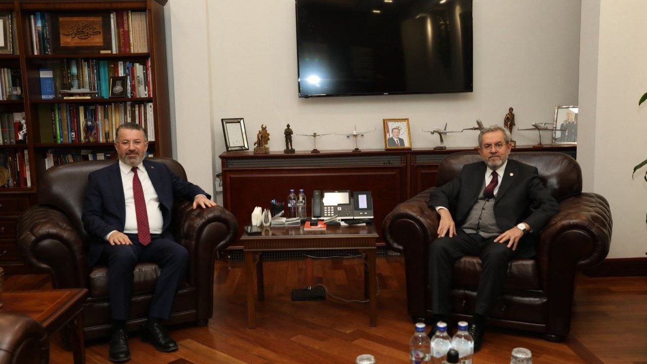 Rektör Kırışık’tan Ankara Üniversitesi Rektörü Ünüvar’a ziyaret
