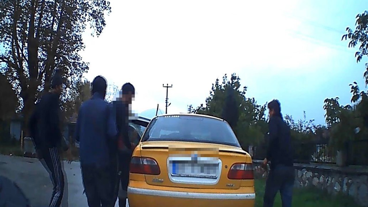 Sınır illerinden Kocaeli’ye uzanan göçmen kaçakçılığı hattı çökertildi: 16 gözaltı
