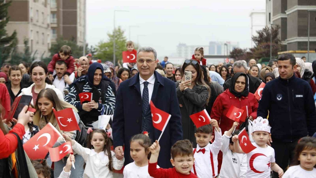 İlkadım’da minik yüreklerden Türk bayrağına büyük sevgi
